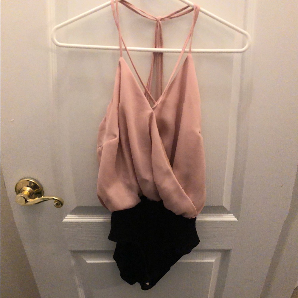 Light pink bodysuit size M